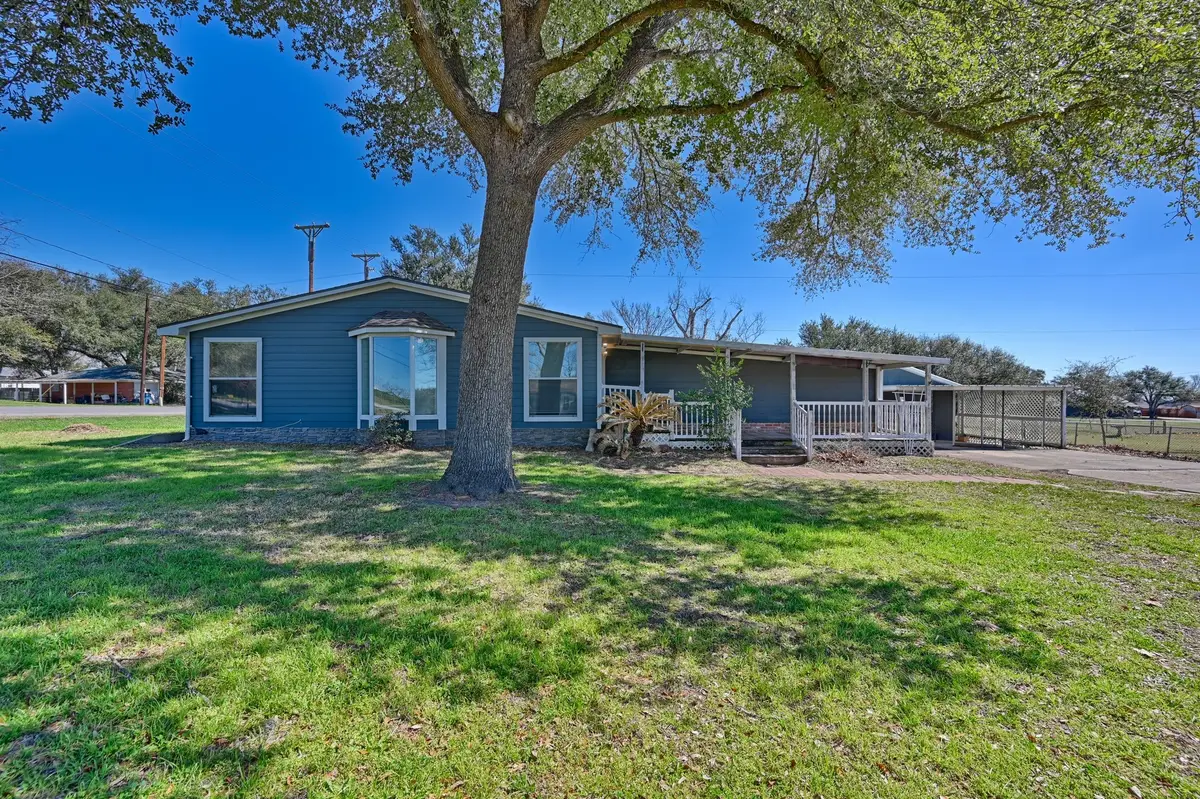 1101 S Masonic, Bellville, TX 77418 - #1