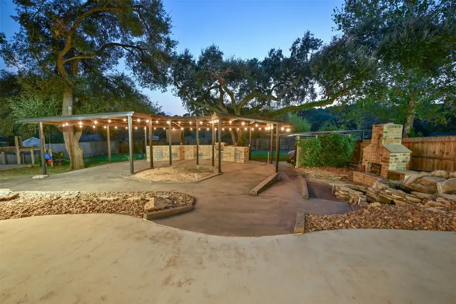 2502 Rhapsody Road, Brenham, TX 77833 - Image #2