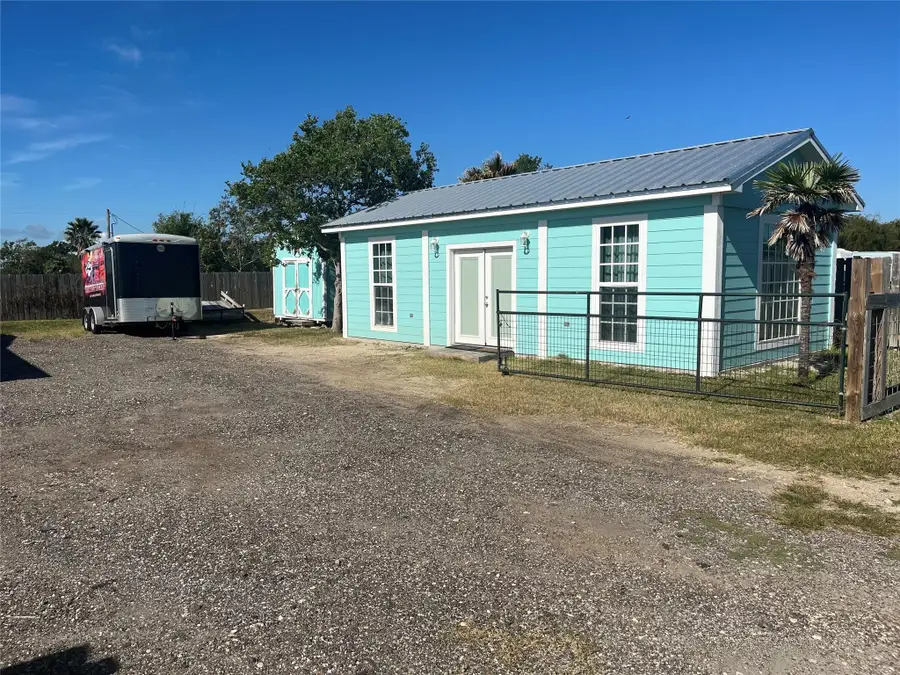 1025 N Jack Road, Port Bolivar, TX 77650 - #2