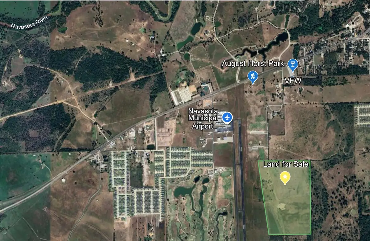 321 Veterans Memorial Drive, Navasota, TX 77868 - Image #1