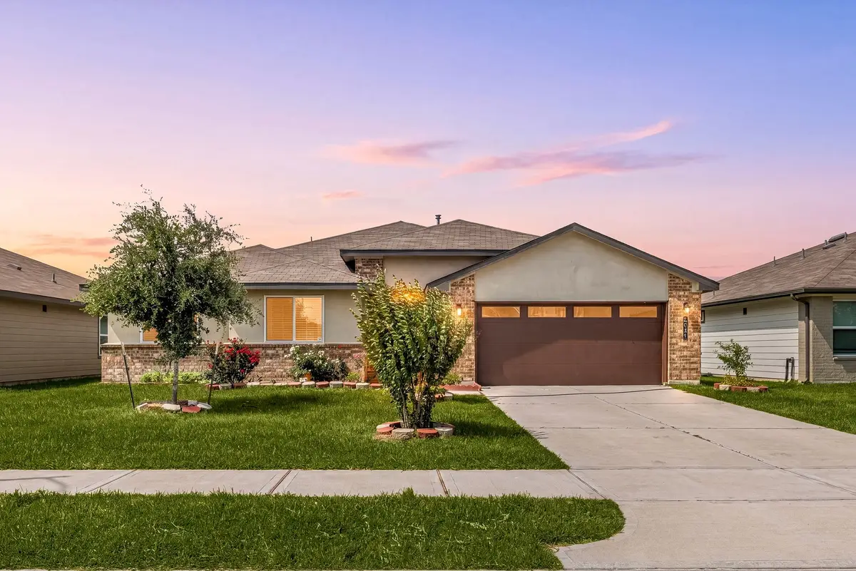 6931 Dell Vista Drive, Rosenberg, TX 77469 - #1