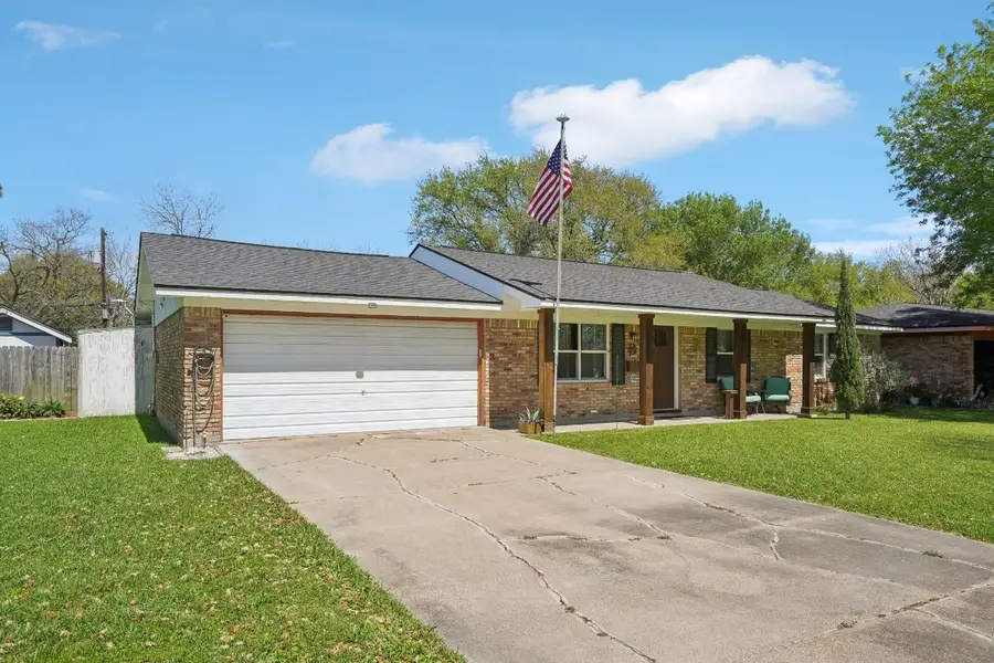 1702 16th Ave N, Texas City, TX 77590 - #2