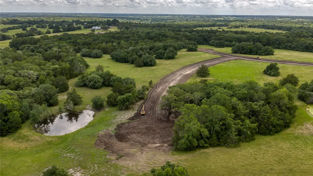 13 Majestic Oak View, Brenham, TX 77833 - #1
