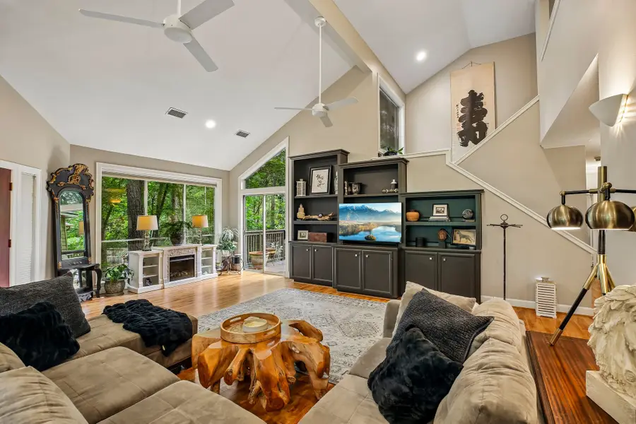 34 Highbush Court, The Woodlands, TX 77381 - #3