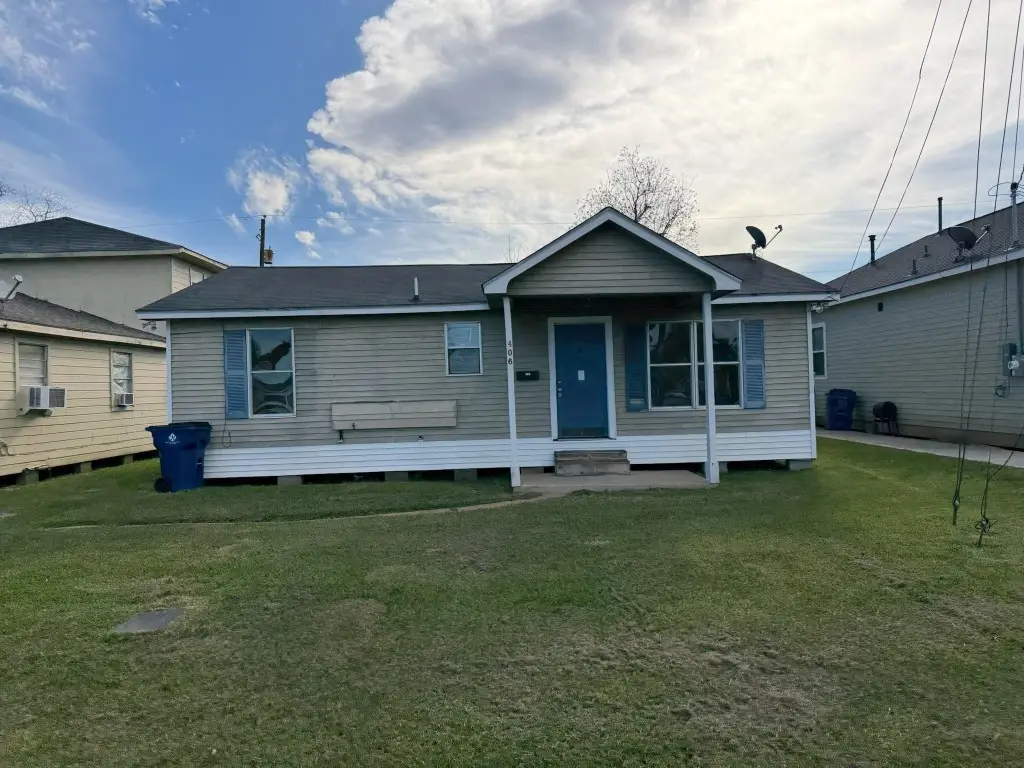 406 Snow Drive, West Columbia, TX 77486 - #1