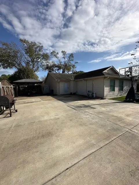 12102 SE Fairbury Drive, Houston, TX 77089