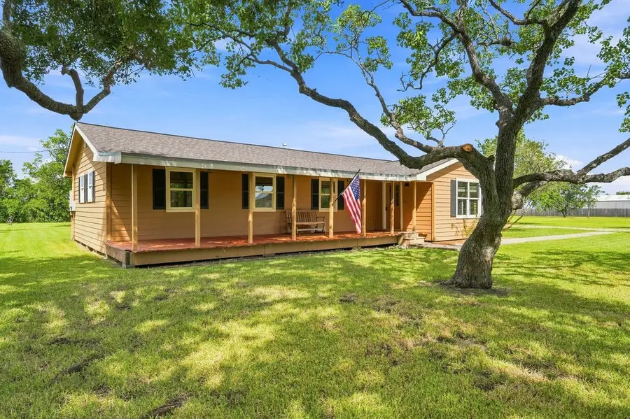 2300 Mary Lane, Dickinson, TX 77539 - #2