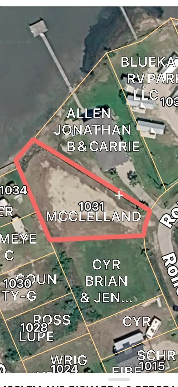 1031 Rollover Circle, Gilchrist, TX 77617