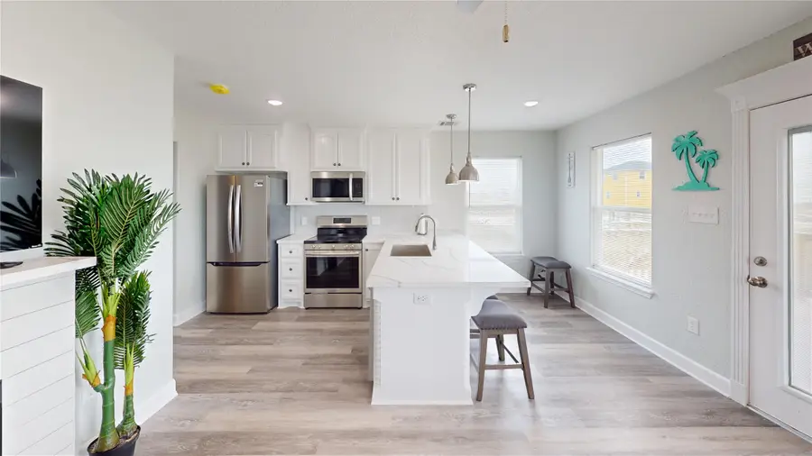 4822 Palm Street, Surfside Beach, TX 77541 - Image #3