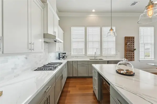 10756 Craighead Drive, Houston, TX 77025