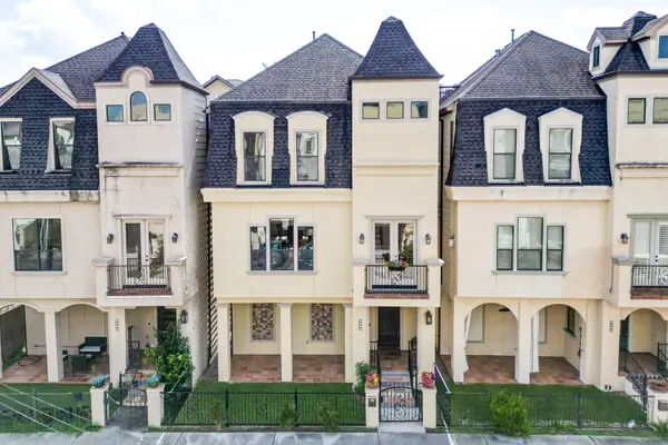 2308 Couch Street, Houston, TX 77008