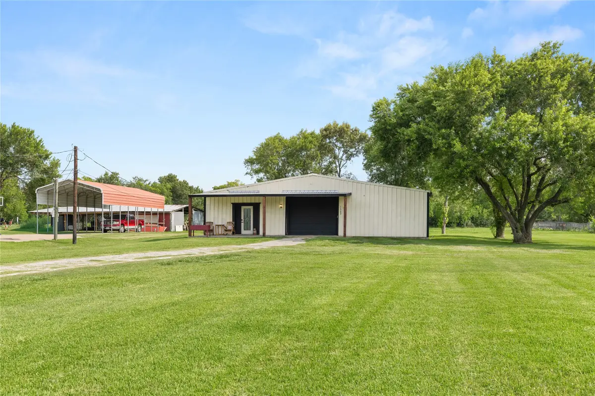 11703 N H Street, La Porte, TX 77571 - #1