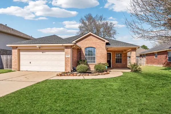 30106 Saw Oaks Drive, Magnolia, TX 77355