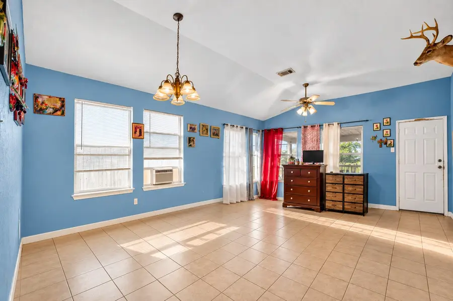 10453 Aldine Westfield Road, Houston, TX 77093 - #3