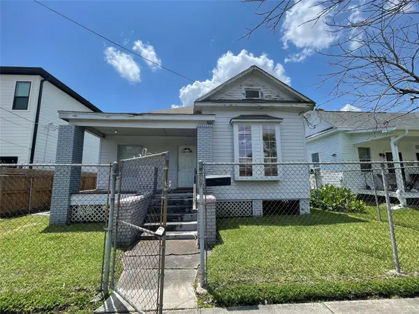 1907 Common Street, Houston, TX 77009