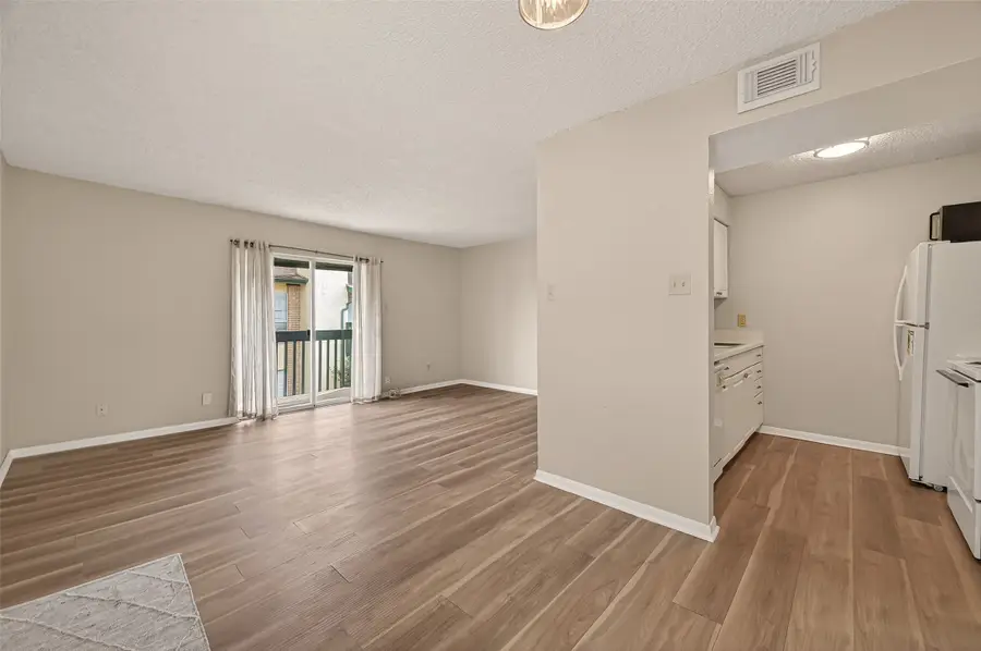 1516 Bay Area Boulevard #H10, Houston, TX 77058 - #3
