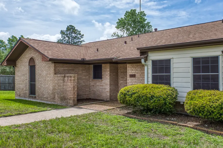 407 W Glenn Street, Bellville, TX 77418 - #3