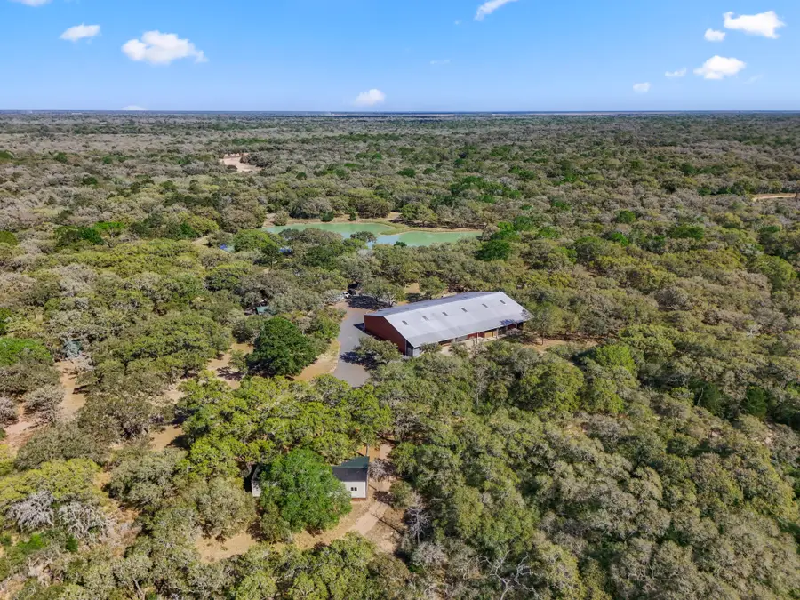 4053 County Road 158, Hallettsville, TX 77964 - #2