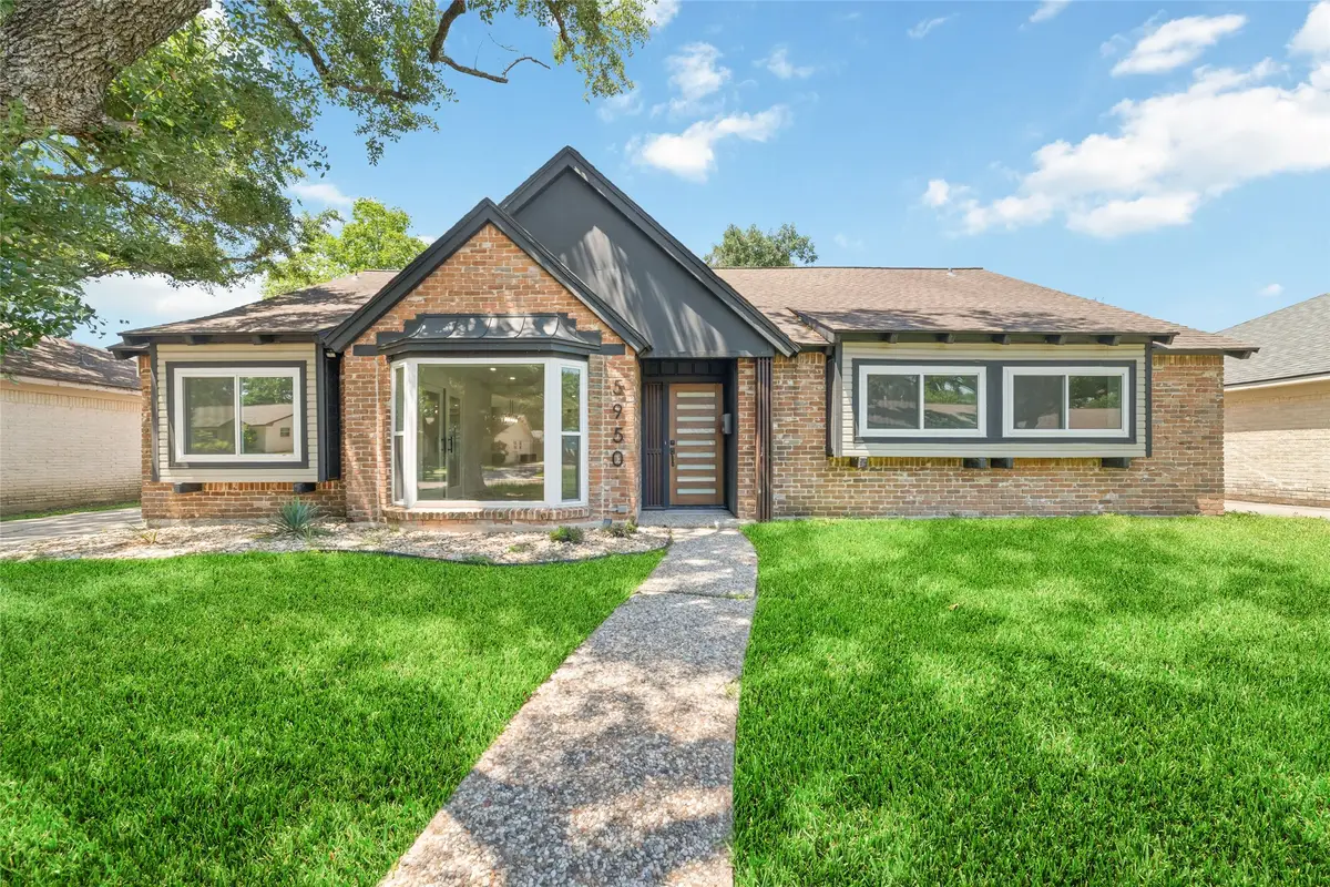 5950 Dumfries Dr, Houston, TX 77096 - #1