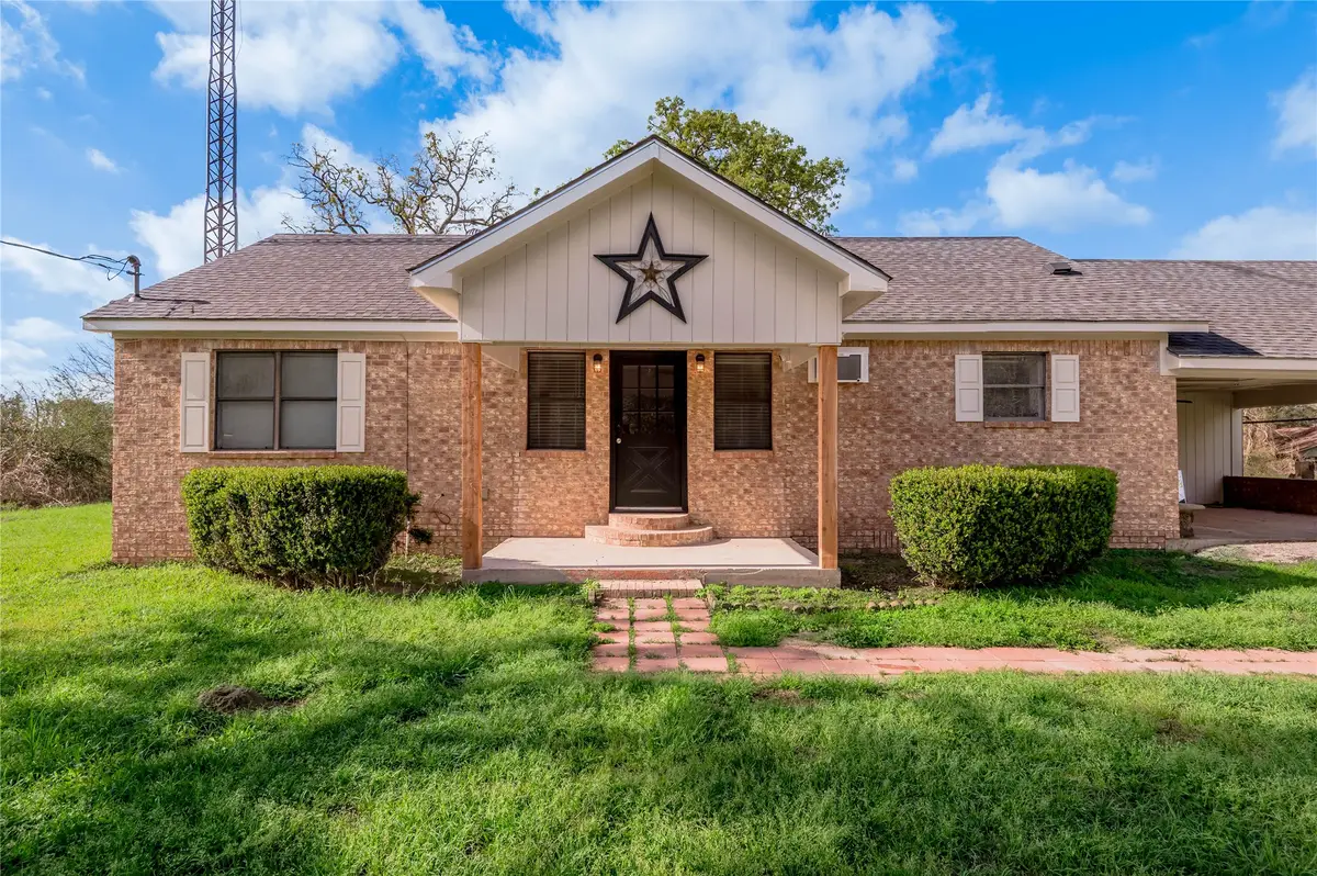 2155 W Us Highway 287, Groveton, TX 75845 - #1