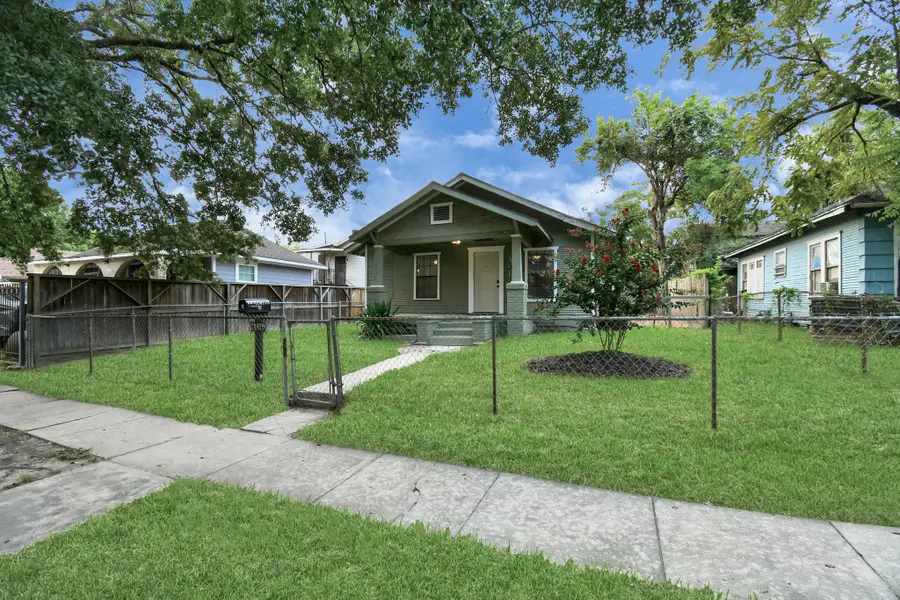 106 Kemton Street, Houston, TX 77012 - #2
