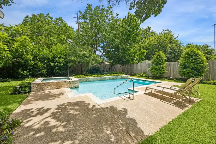 4712 Glenmont Street, Bellaire, TX 77401 - #3
