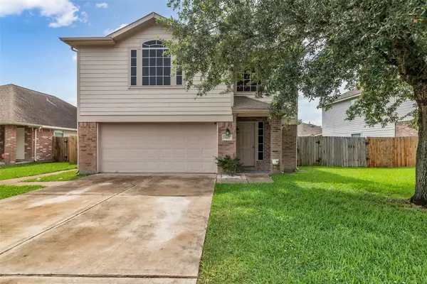 8227 Montego Bay Drive, Baytown, TX 77523