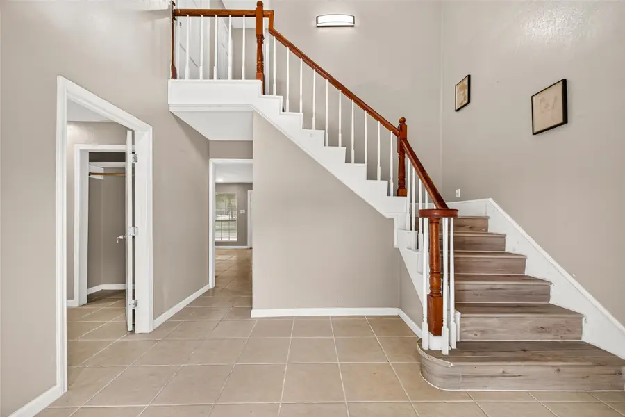 552 Roanoke Drive, Conroe, TX 77302 - #2