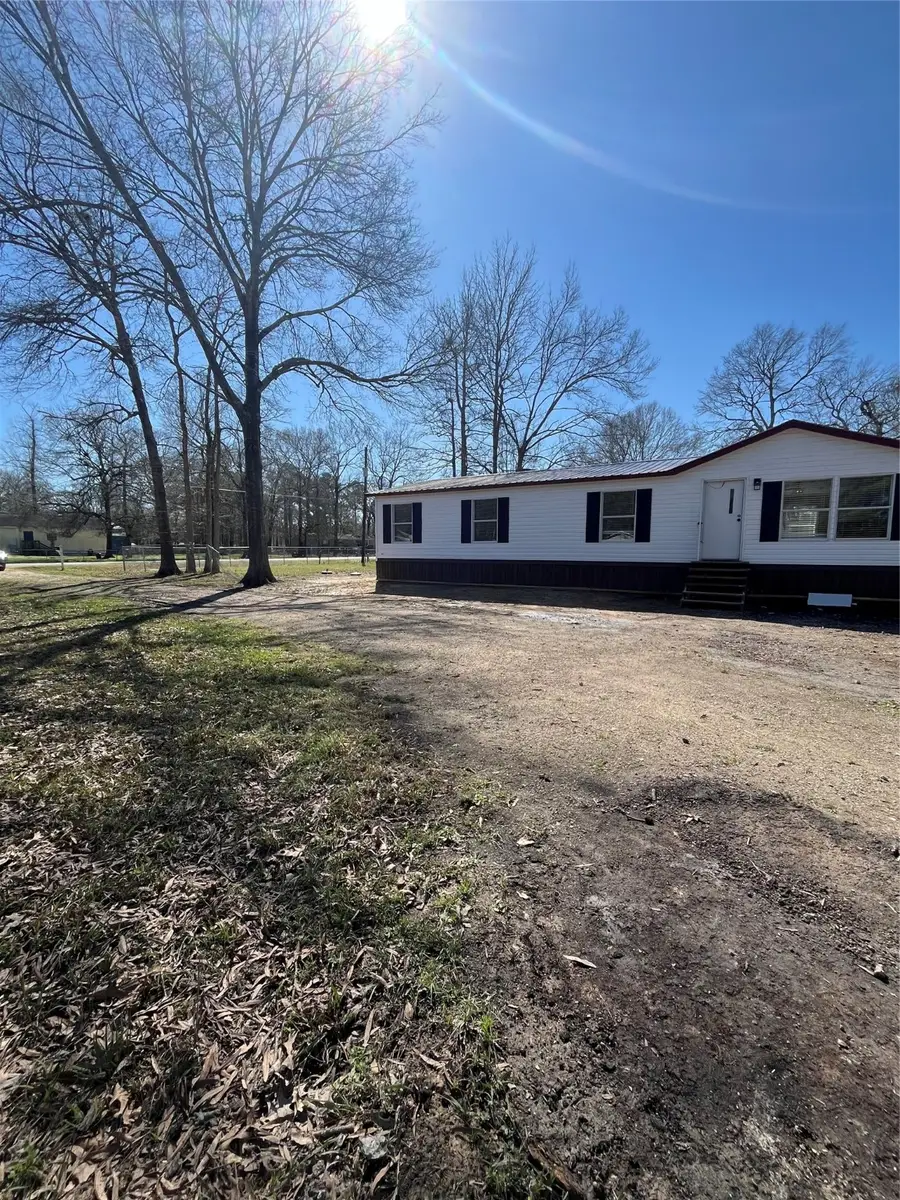 11 County Road 2803, Cleveland, TX 77327 - Image #3