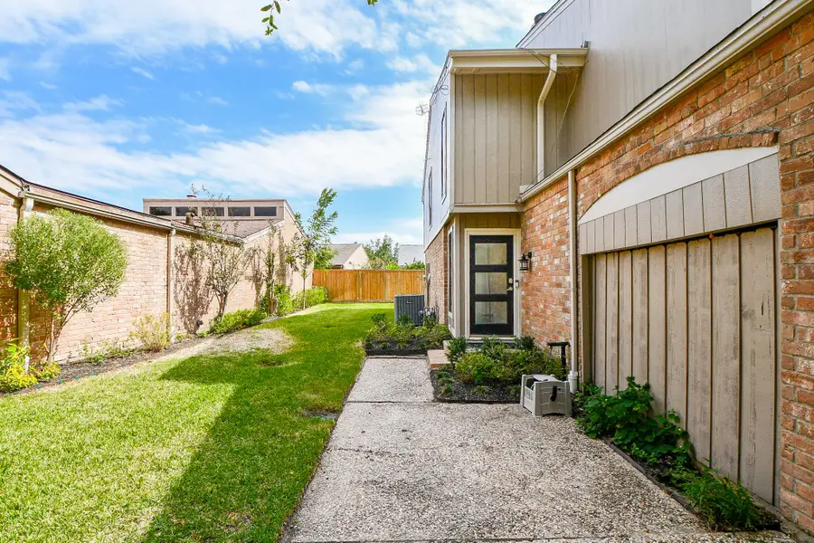 811 Bayou River Drive, Houston, TX 77079 - #3