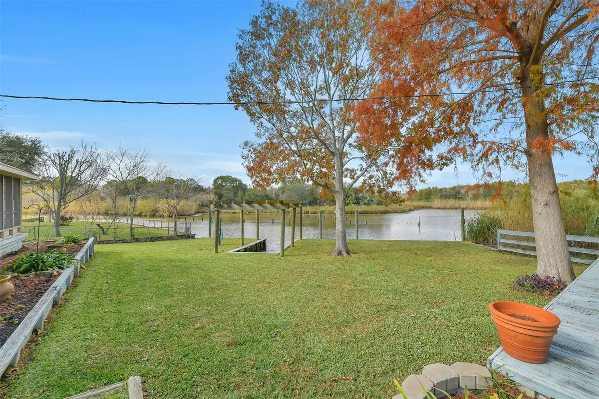 2211 Bayou Drive, League City, TX 77573 - Image #1