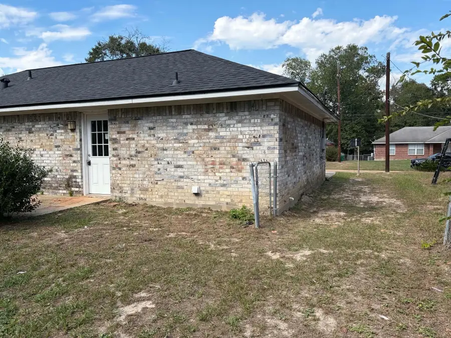 134 N Forest Drive, Willis, TX 77378 - #2