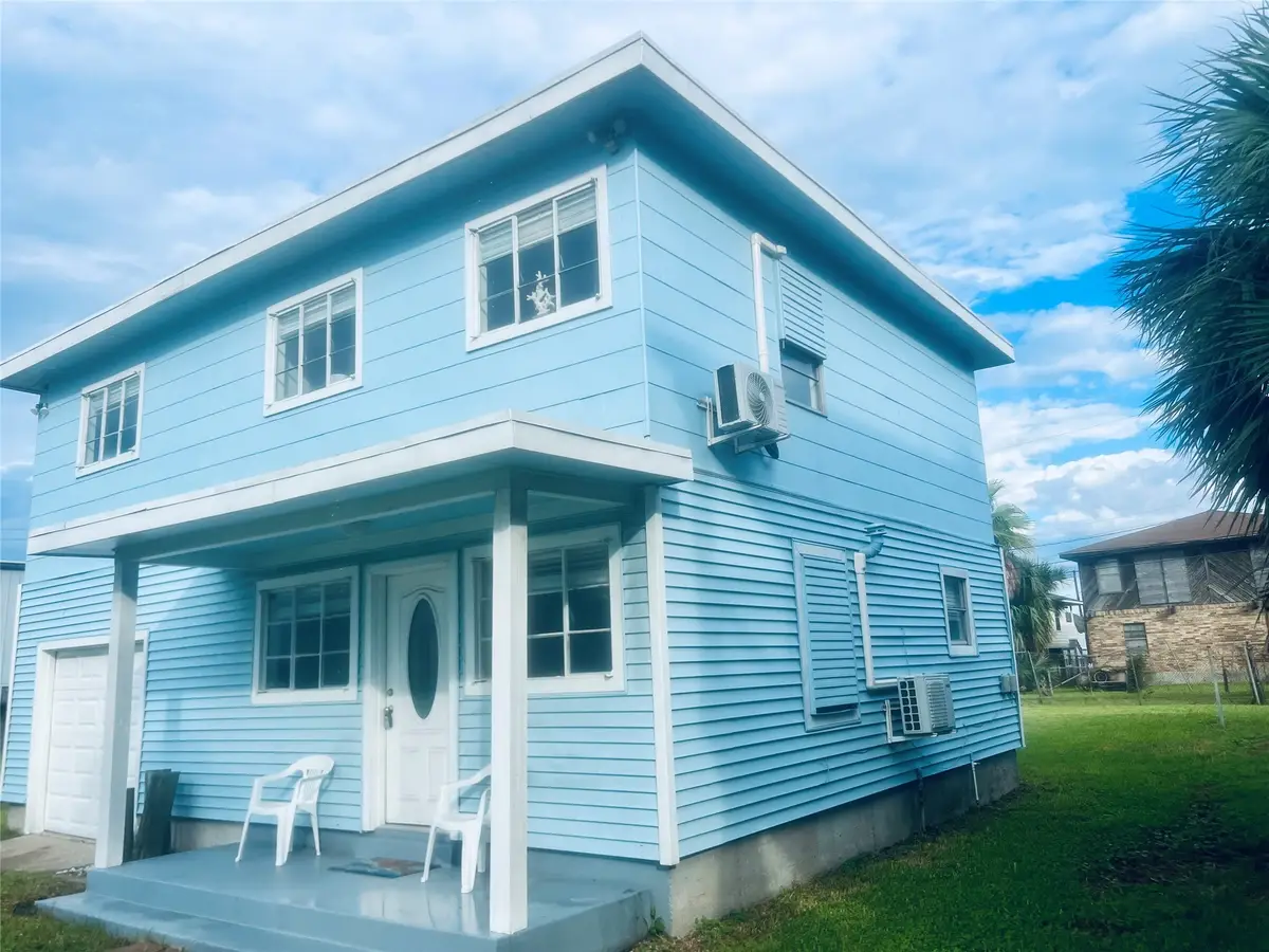 6004 Avenue T, Galveston, TX 77551 - Image #1