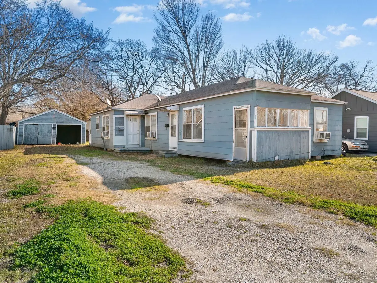 307 S Kansas Street, La Porte, TX 77571 - #1