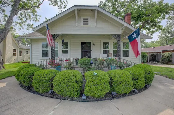 242 S Franklin Street, La Grange, TX 78945