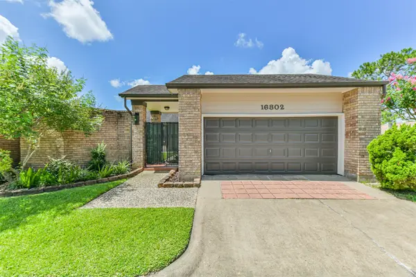 16802 Hartwood Way, Houston, TX 77058