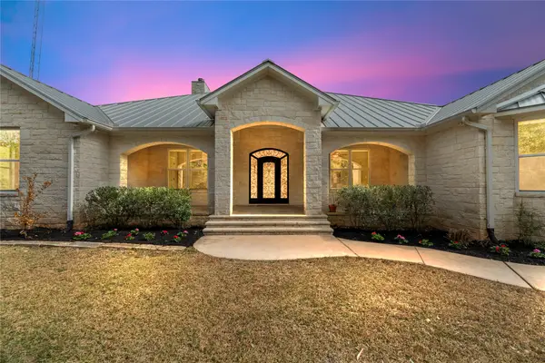 2051 Hillview Road, Bellville, TX 77418