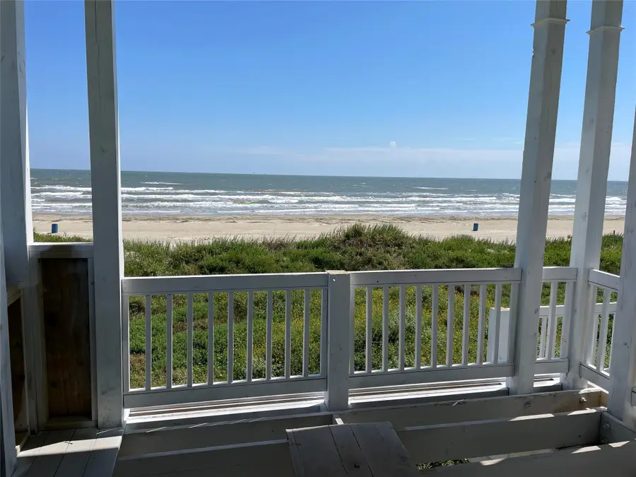 11359 Beachside Drive, Galveston, TX 77554 - Image #3