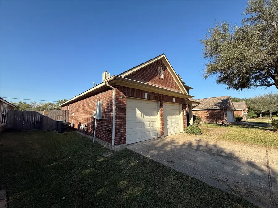 5210 Benton Drive, Pasadena, TX 77504 - Image #3