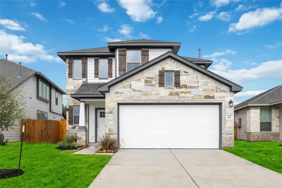 16866 Needlepoint Drive, Conroe, TX 77302 - Image #2