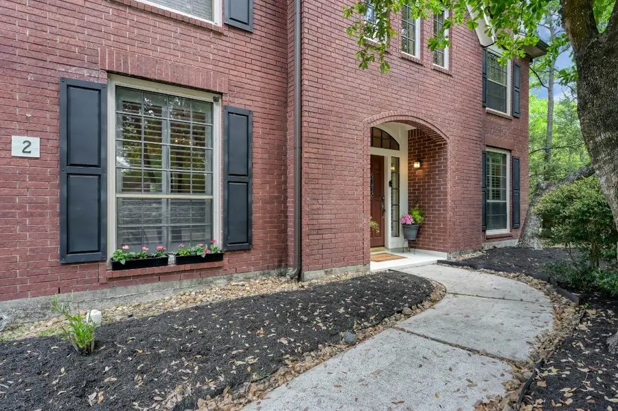 2 S Duskwood Place, The Woodlands, TX 77381 - #2