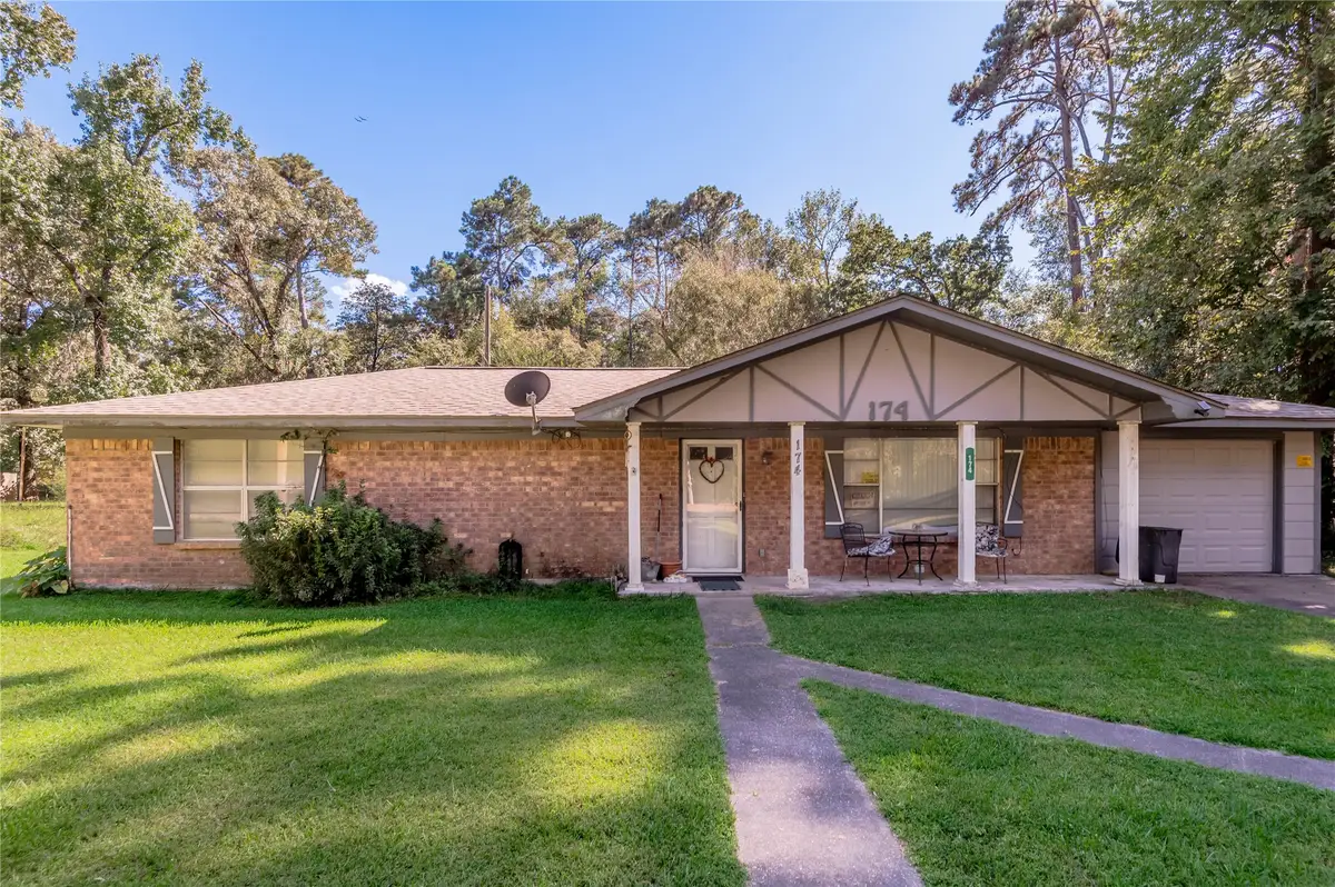 174 E Westwood Drive E, Trinity, TX 75862 - Image #1