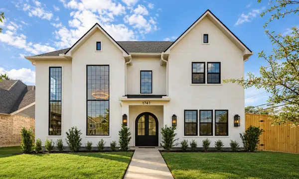 1741 Gardenia Drive, Houston, TX 77018