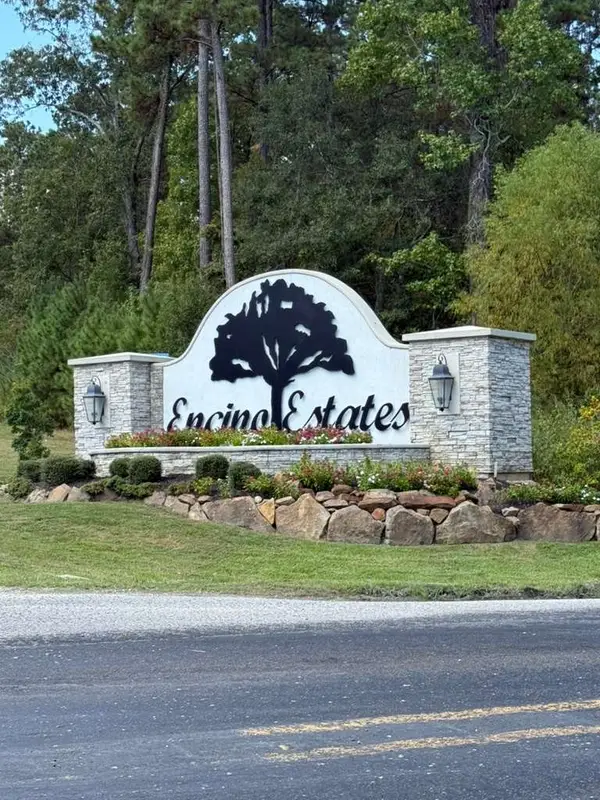 517 Road 66111, Dayton, TX 77535