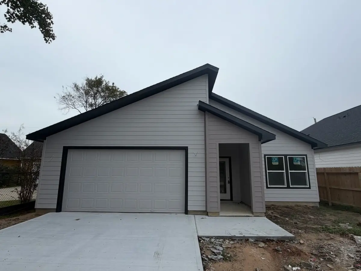 708 South Carroll Street, La Porte, TX 77571 - Image #1