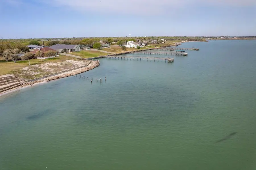 1640 S Virginia Street, Port Lavaca, TX 77979 - #2