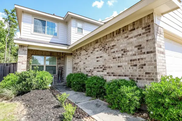 1304 Winding Willow Drive, Pinehurst, TX 77362