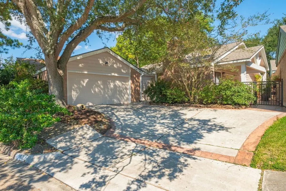 16811 Pinemoor Way, Houston, TX 77058 - #1