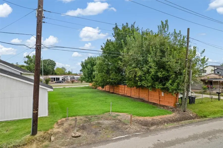 4612 Stassen Street, Houston, TX 77051 - #3