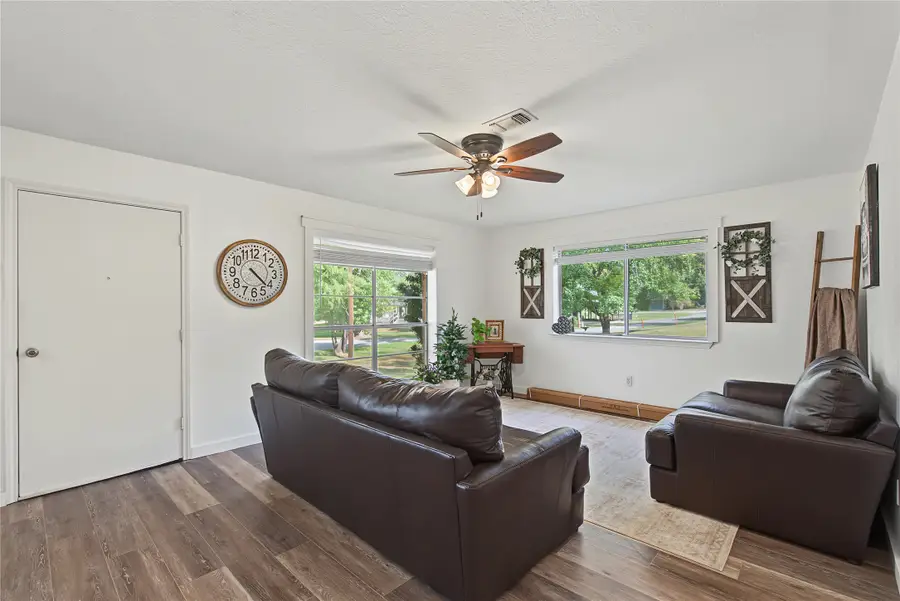 440 Lakeside Drive, Trinity, TX 75862 - #2